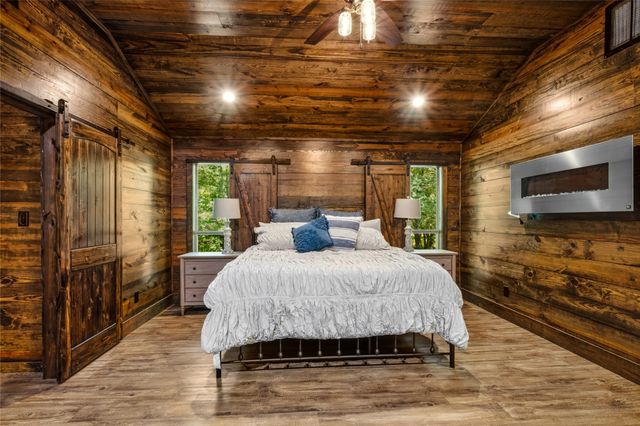 2003 Flowing Wells Road, Pottsboro, TX 75076