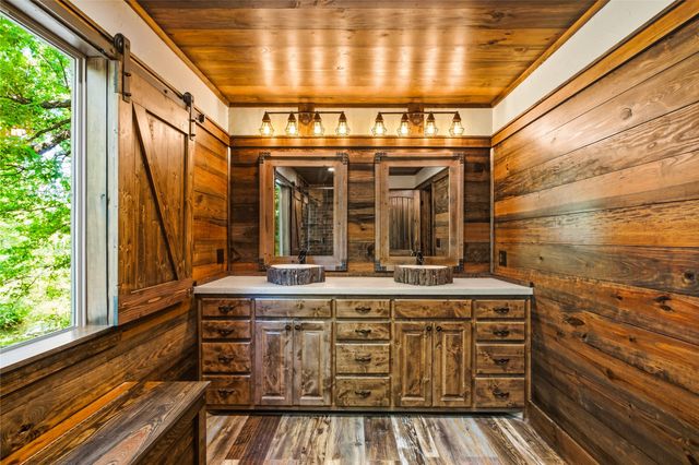 2003 Flowing Wells Road, Pottsboro, TX 75076