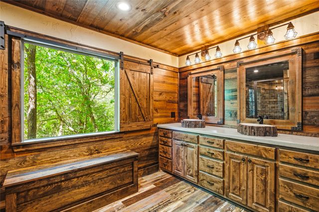 2003 Flowing Wells Road, Pottsboro, TX 75076