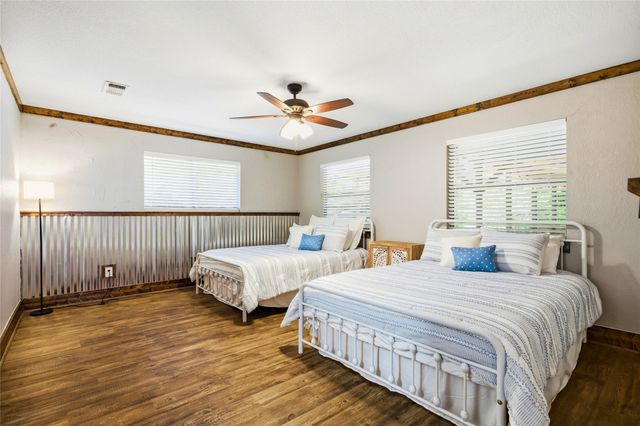 2003 Flowing Wells Road, Pottsboro, TX 75076