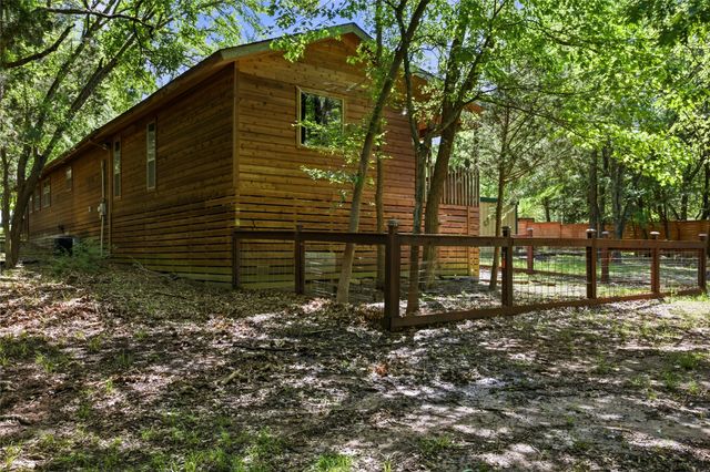 2003 Flowing Wells Road, Pottsboro, TX 75076