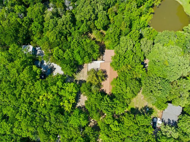 2003 Flowing Wells Road, Pottsboro, TX 75076