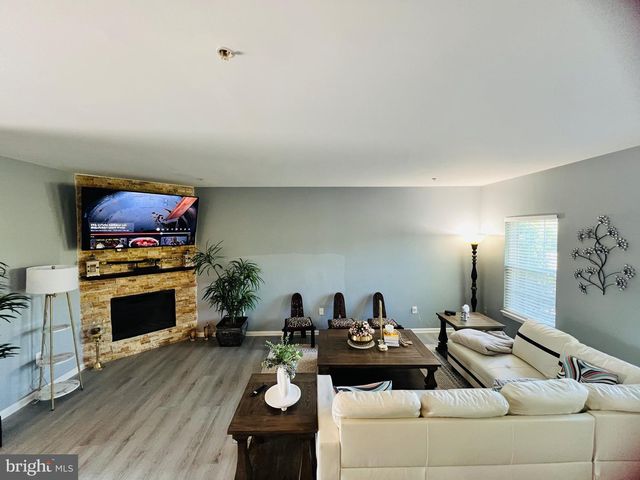 2422 BAILEYS POND RD, Accokeek, MD 20607