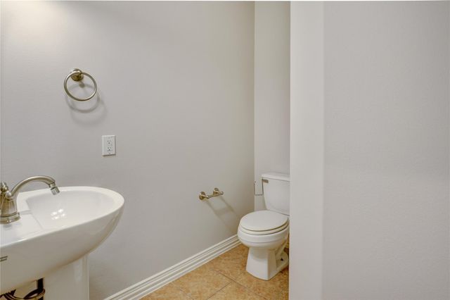 1319 East Street, Houston, TX 77007