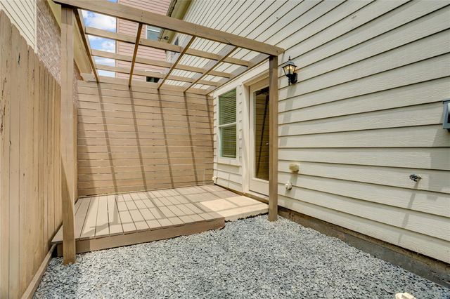 1319 East Street, Houston, TX 77007