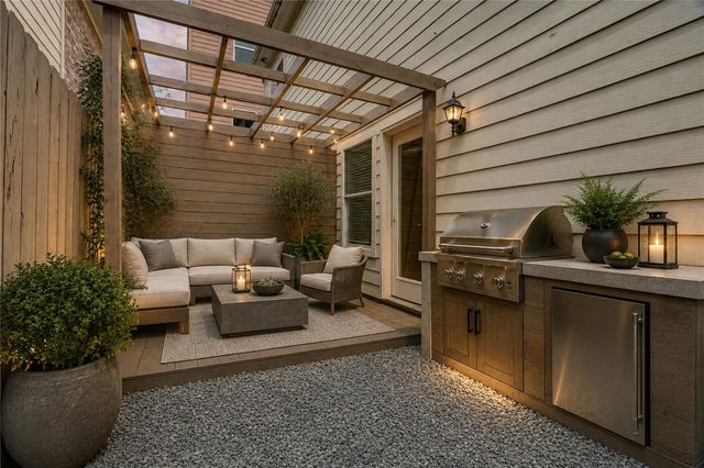 1319 East Street, Houston, TX 77007