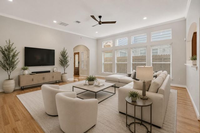 1319 East Street, Houston, TX 77007