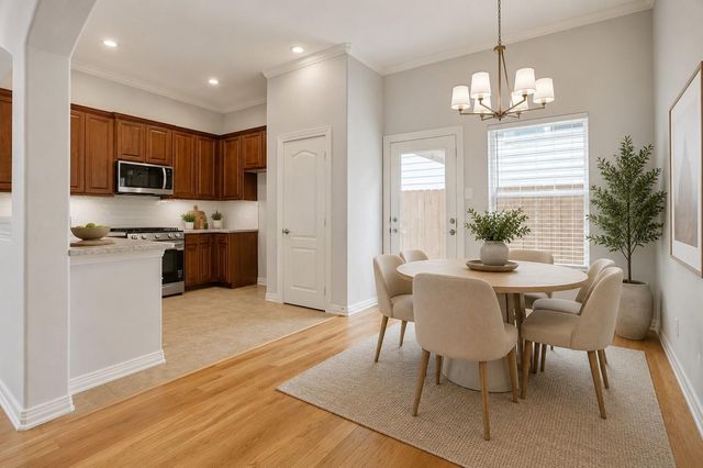 1319 East Street, Houston, TX 77007
