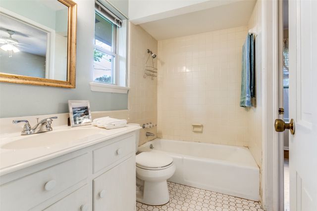 804 N Floyd Road, Richardson, TX 75080