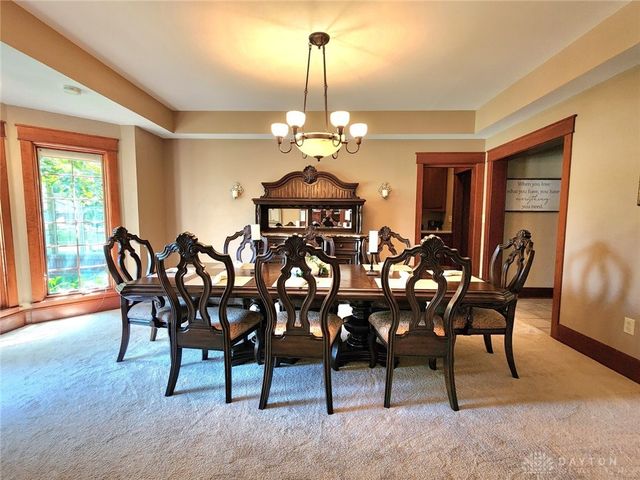 139 Signature Drive, Xenia, OH 45385