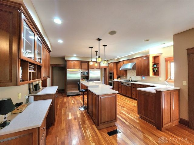 139 Signature Drive, Xenia, OH 45385
