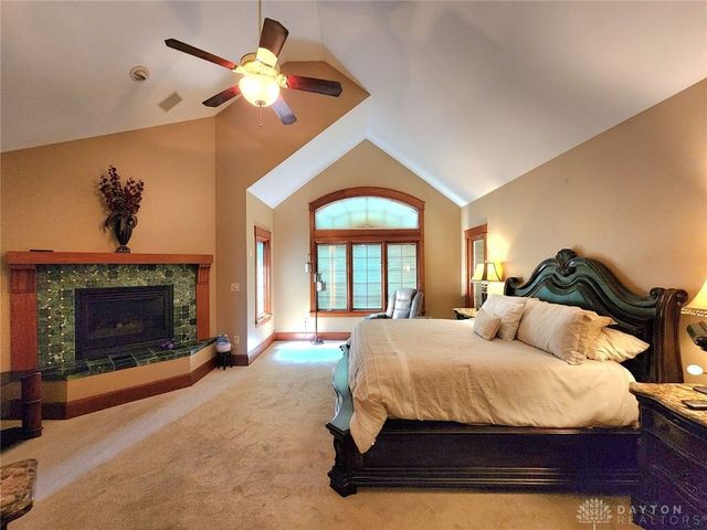 139 Signature Drive, Xenia, OH 45385