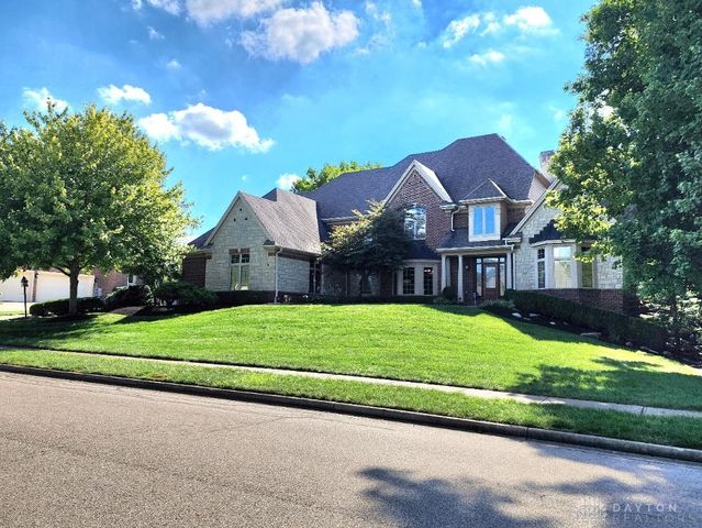 139 Signature Drive, Xenia, OH 45385