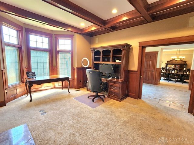 139 Signature Drive, Xenia, OH 45385