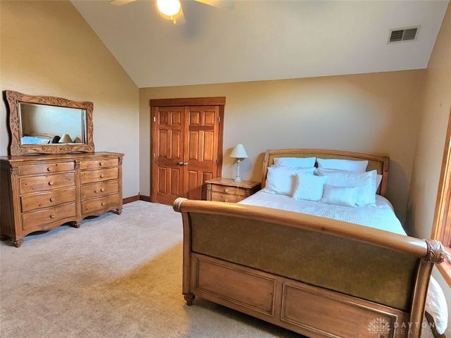 139 Signature Drive, Xenia, OH 45385