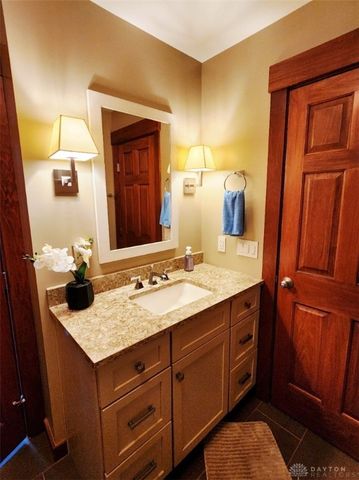 139 Signature Drive, Xenia, OH 45385