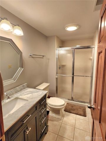 139 Signature Drive, Xenia, OH 45385