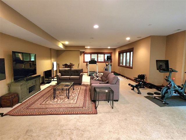139 Signature Drive, Xenia, OH 45385
