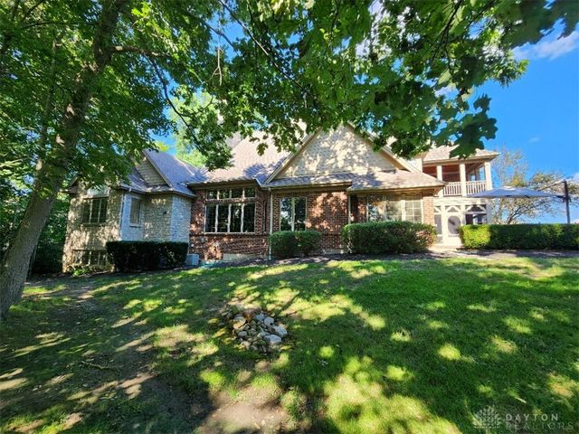 139 Signature Drive, Xenia, OH 45385