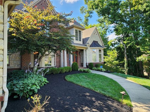 139 Signature Drive, Xenia, OH 45385