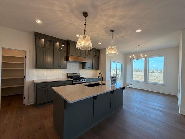 10411 N Liberty Street, Kansas City, MO 64155