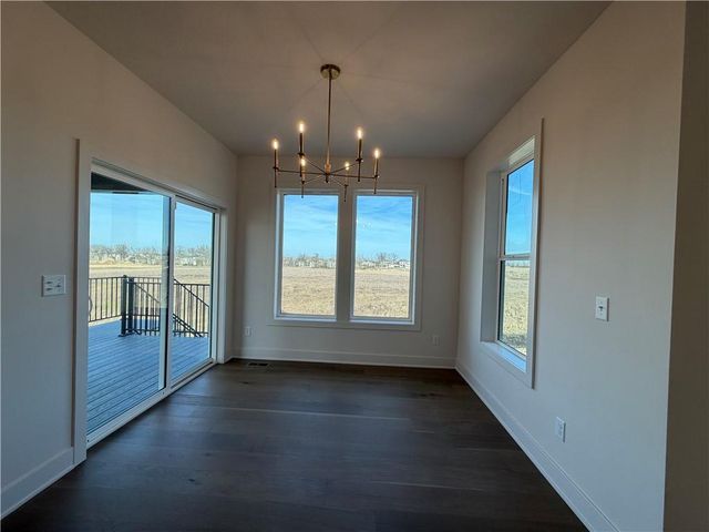 10411 N Liberty Street, Kansas City, MO 64155