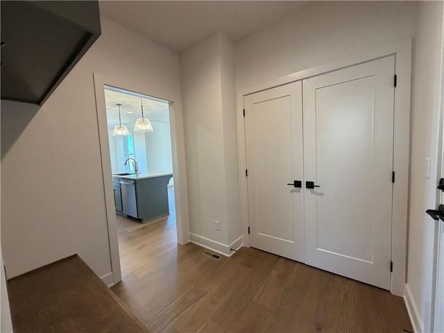 10411 N Liberty Street, Kansas City, MO 64155