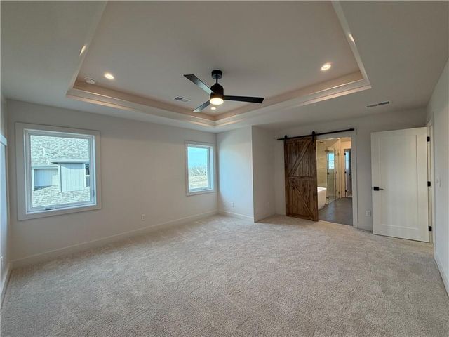 10411 N Liberty Street, Kansas City, MO 64155