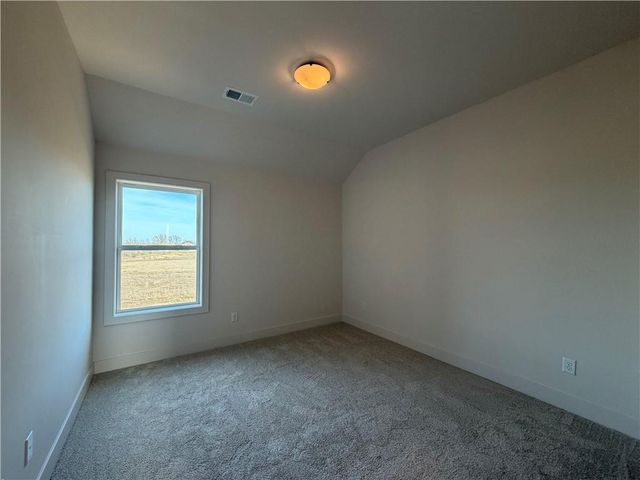 10411 N Liberty Street, Kansas City, MO 64155