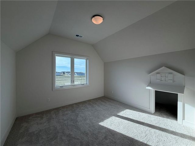 10411 N Liberty Street, Kansas City, MO 64155