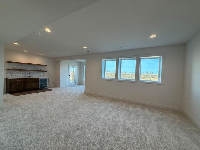 10411 N Liberty Street, Kansas City, MO 64155