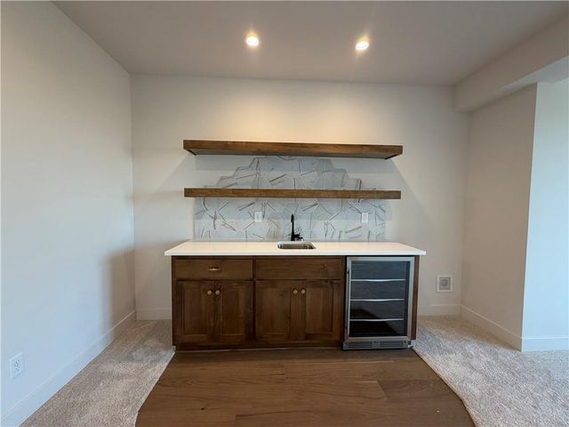 10411 N Liberty Street, Kansas City, MO 64155