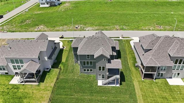 10411 N Liberty Street, Kansas City, MO 64155