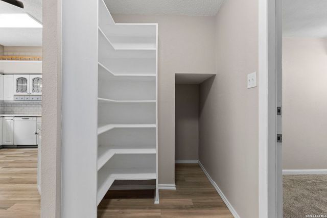 6146 VALLEY CLF, San Antonio, TX 78250