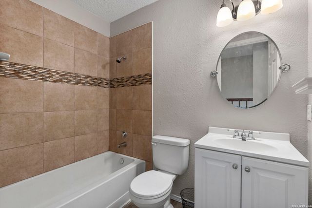 6146 VALLEY CLF, San Antonio, TX 78250