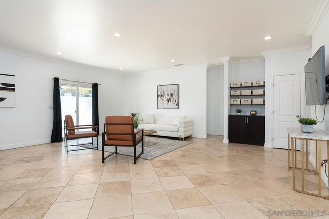 1191 Myra Ave, Chula Vista, CA 91911