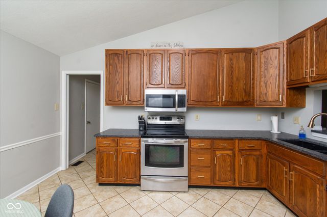 7514 Iron Horse Lane, Indianapolis, IN 46256