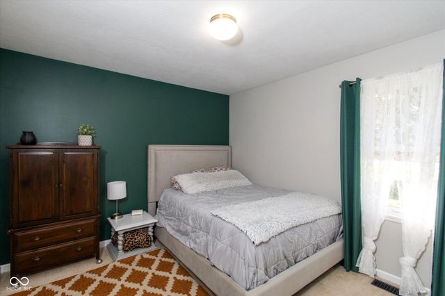 7514 Iron Horse Lane, Indianapolis, IN 46256