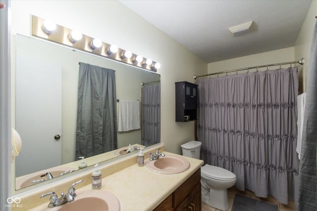 7514 Iron Horse Lane, Indianapolis, IN 46256