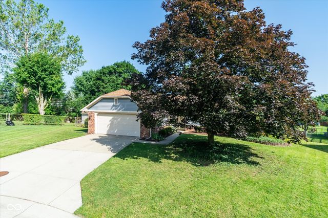 7514 Iron Horse Lane, Indianapolis, IN 46256