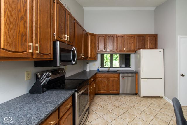 7514 Iron Horse Lane, Indianapolis, IN 46256