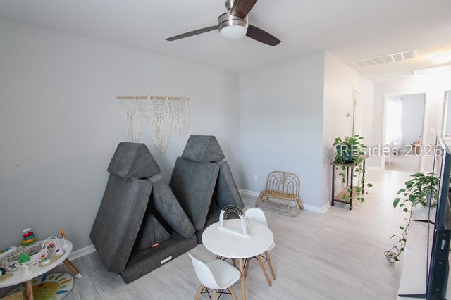 4 Wando Pl, Beaufort, SC 29906