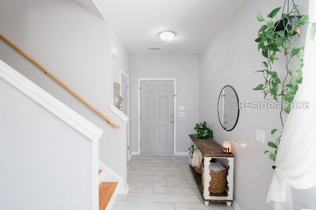 4 Wando Pl, Beaufort, SC 29906