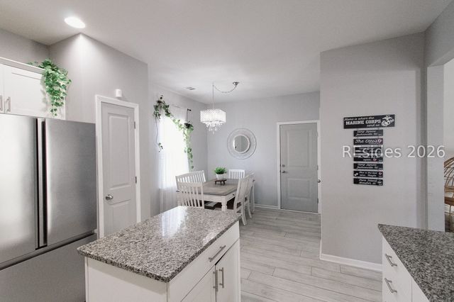 4 Wando Pl, Beaufort, SC 29906