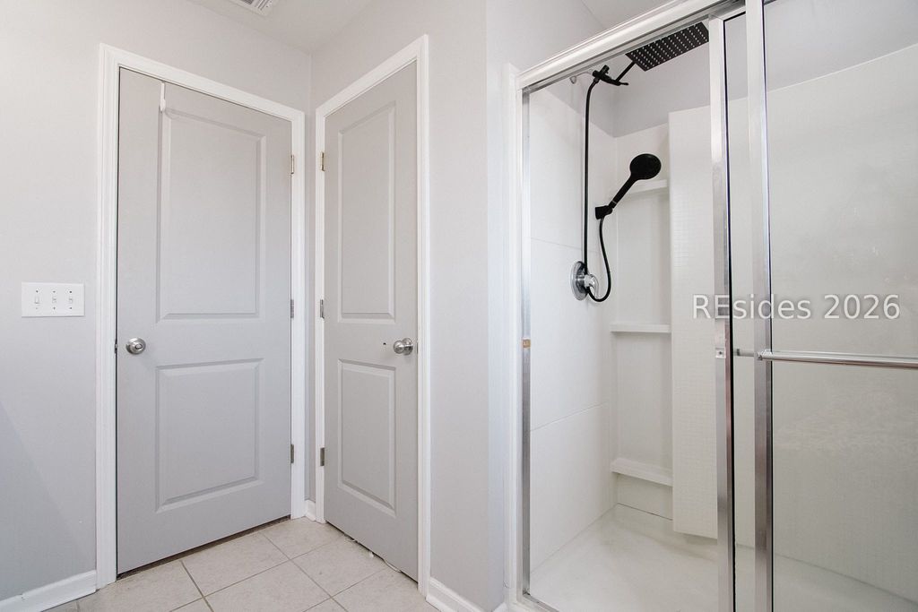 Image 18 of property listing at 4 Wando Pl, Beaufort, SC 29906