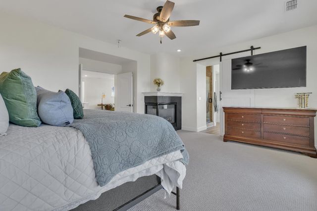 3160 Black Oak Dr, Rocklin, CA 95765