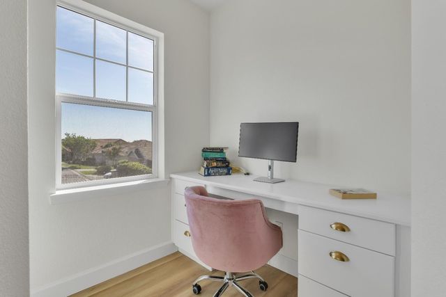 3160 Black Oak Dr, Rocklin, CA 95765