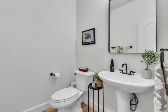 3160 Black Oak Dr, Rocklin, CA 95765