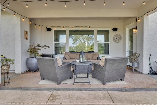 3160 Black Oak Dr, Rocklin, CA 95765