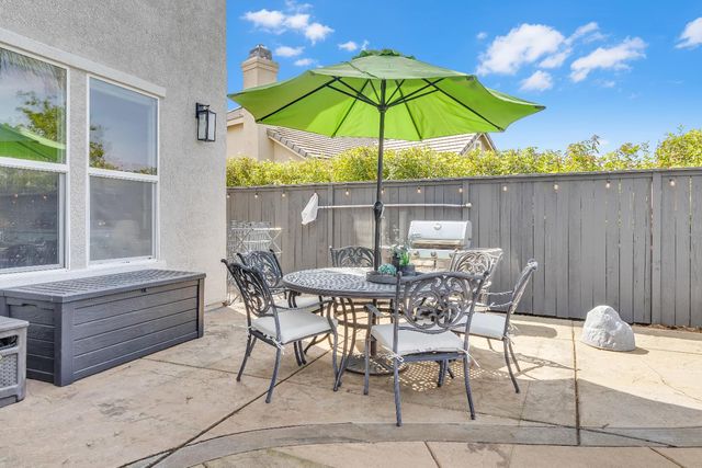 3160 Black Oak Dr, Rocklin, CA 95765